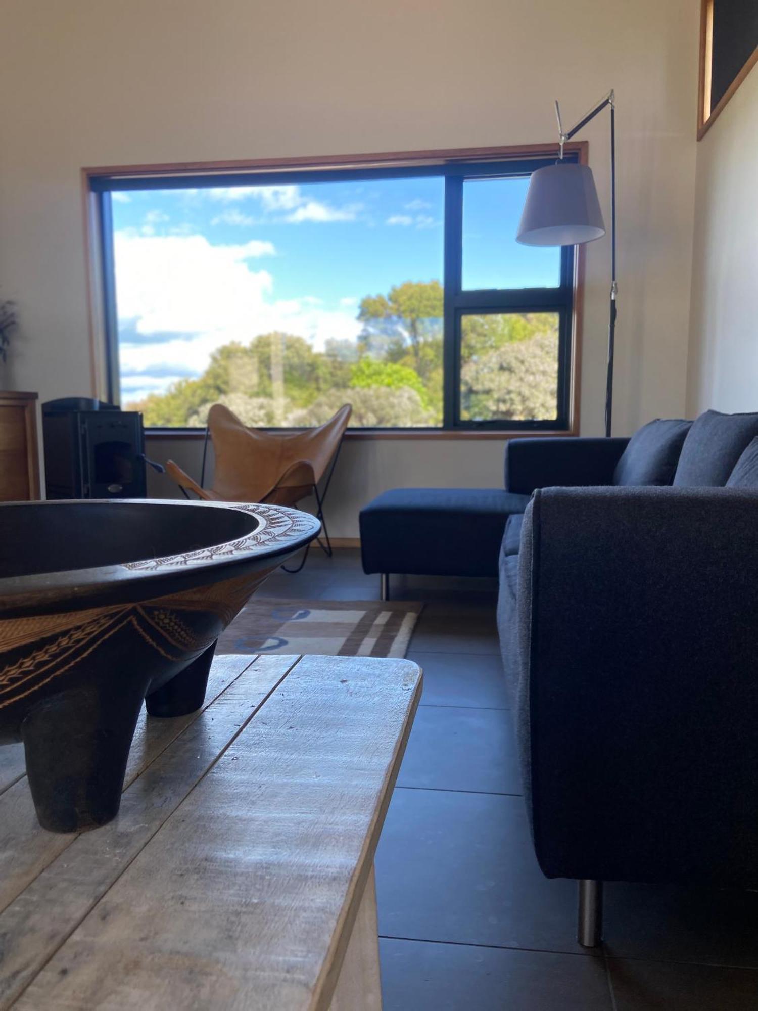 ホテル La Bodega Waiheke Island Surfdale エクステリア 写真