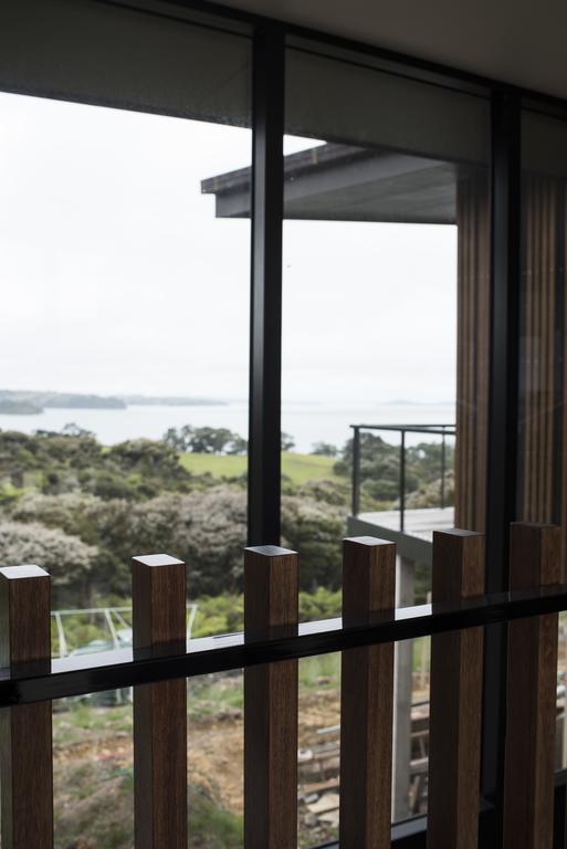 ホテル La Bodega Waiheke Island Surfdale エクステリア 写真